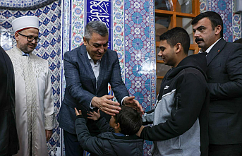 Vali Atilla Toros, Miraç Kandili Programında Vatandaşlarla Buluştu