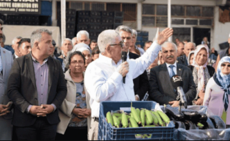 Aydıncık Salatalık Üreticilerinden Düşük Fiyat Protestosu: Zararımız Kimin Suçu?