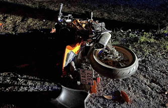 Mersin Bozyazı'da Korkunç Kaza: Otomobille Çarpışan 18 Yaşındaki Motosiklet Sürücüsü Ağır Yaralı