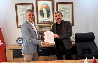 ESNAF VE SANATKARLAR ODASINDA DEVİR TESLİM